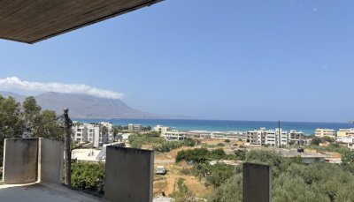 Unfinished apartment with sea view