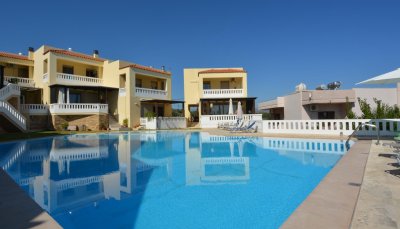 House with guest apt and sea views